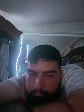 bigdickgio6923 online show from June 26, 2026, 8:14 pm