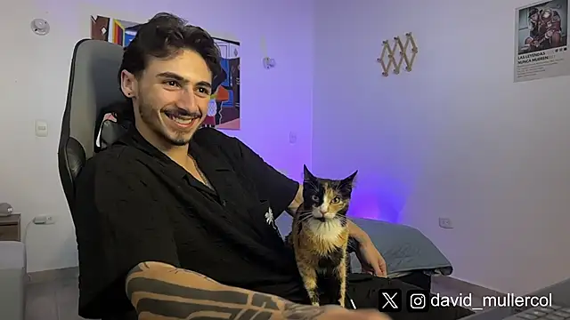 David Brown18 online show from March 2, 2025, 10:02 pm