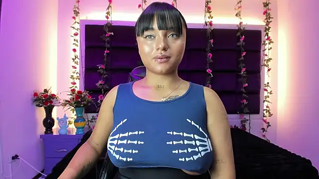 Snapshot of sweelanna__ chatting on July 10, 2026, 1:16 am sweelanna online show from July 10, 2026, 1:16 am
