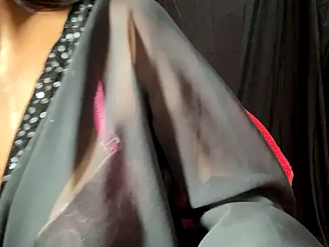 Sexy trisha  7 online show from September 11, 2025, 8:09 pm