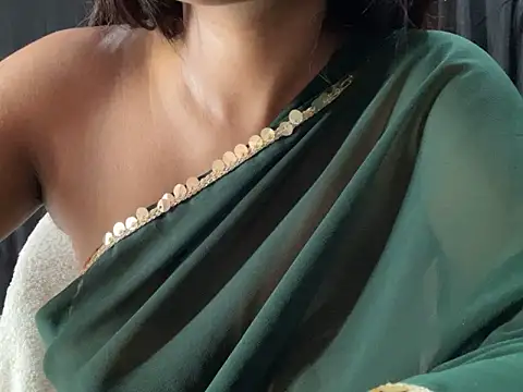 Sexy trisha  7 online show from March 8, 2025, 10:56 pm