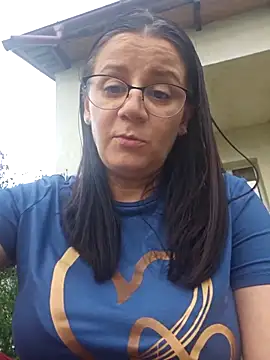 KristenVega online show from September 10, 2025, 4:17 pm