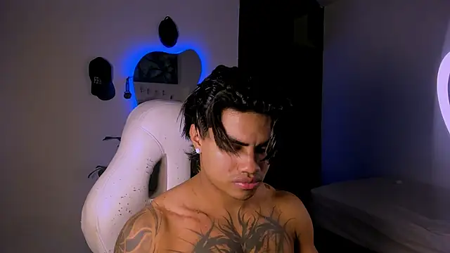 Young laroi online show from January 16, 2025, 3:34 am