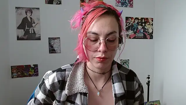 natasha laulau online show from September 23, 2025, 8:16 pm