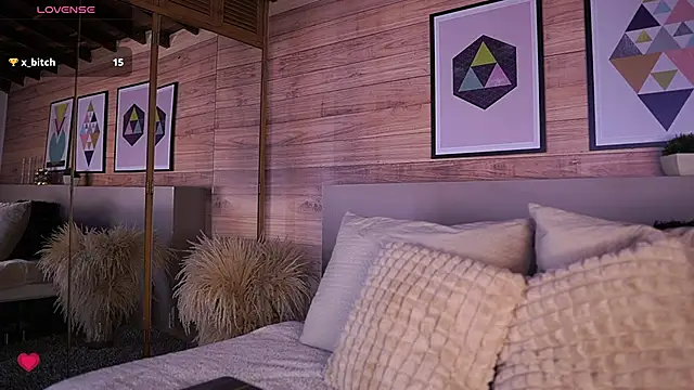 AmmyScott online show from November 11, 2025, 11:31 pm