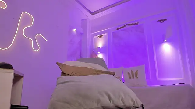 NastassjaCandy online show from March 22, 2025, 10:37 pm