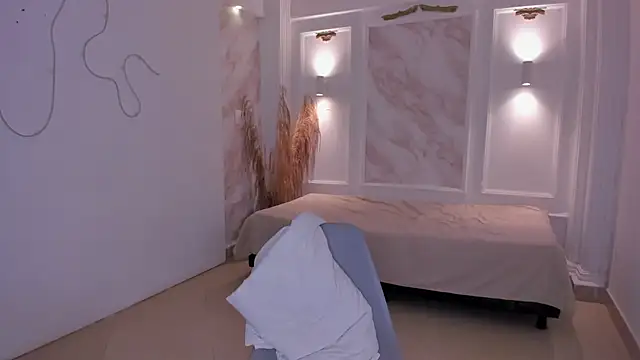 NastassjaCandy online show from October 9, 2025, 7:03 pm