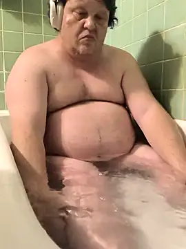 jrsexy83 online show from January 13, 2026, 2:37 am