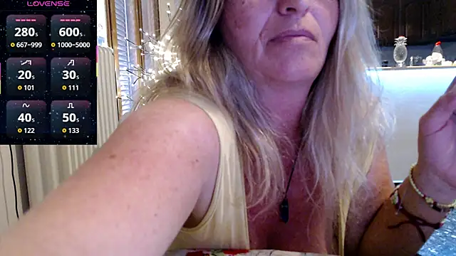 JennaDeluxe online show from March 19, 2026, 9:31 am