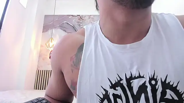 BrianMalonee online show from December 1, 2025, 12:17 pm