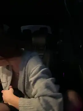 selenaluvv online show from December 28, 2024, 5:25 pm