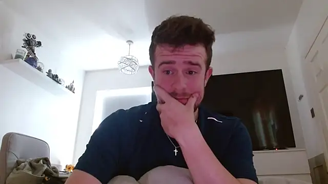 maxy49 online show from November 2, 2025, 1:05 pm