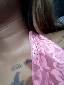 Indianqueen03 online show from March 20, 2025, 8:40 pm