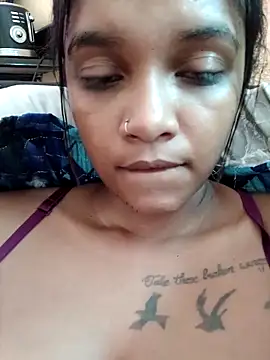 Indianqueen03 online show from February 4, 2026, 2:23 pm