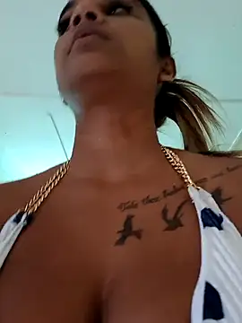 Indianqueen03 online show from September 21, 2025, 11:48 am