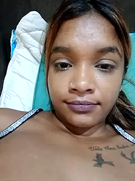 Indianqueen03 online show from February 27, 2025, 5:05 pm