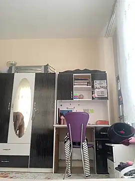 Snapshot of MuscleBoyy777 chatting on January 28, 2025, 8:47 am MuscleBoyy777 online show from January 28, 2025, 8:47 am