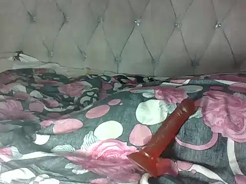 Snapshot of sweet_iddah chatting on November 12, 2025, 5:50 pm sweet iddah online show from November 12, 2025, 5:50 pm