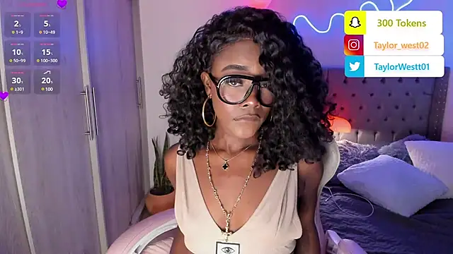 Miss westt  online show from January 18, 2025, 7:49 am