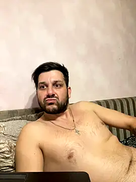 MaeltraJoy online show from October 7, 2025, 1:50 am