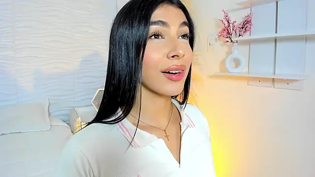 IsabelleFoxx  online show from March 26, 2026, 9:46 pm