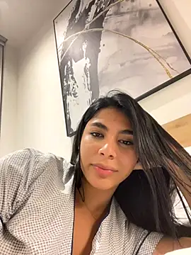 IsabelleFoxx  online show from November 12, 2025, 4:38 am