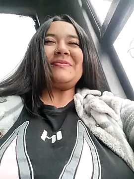 Cristal  04 online show from October 4, 2025, 4:08 pm