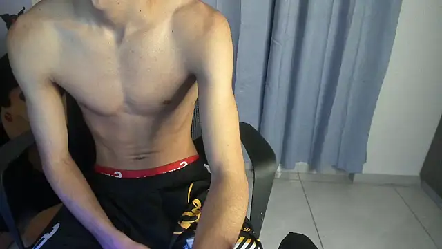 isaaclatino online show from September 30, 2025, 7:36 am