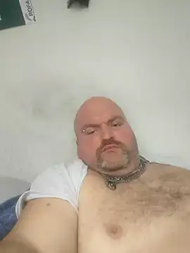 fickmonster2024 online show from December 15, 2024, 9:45 am