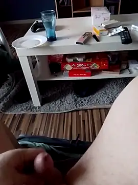 fickmonster2024 online show from April 16, 2026, 5:14 pm