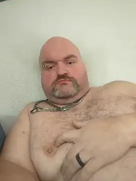 fickmonster2024 online show from January 19, 2025, 10:17 am