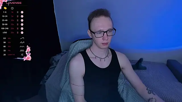 Alex silents online show from October 8, 2025, 1:01 pm