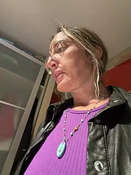 Snapshot of casalinga88 chatting on April 20, 2026, 7:48 pm casalinga88 online show from April 20, 2026, 7:48 pm