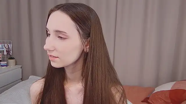 lezyliza online show from February 28, 2025, 5:37 pm