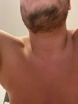 ionut9879 online show from January 6, 2025, 2:37 am