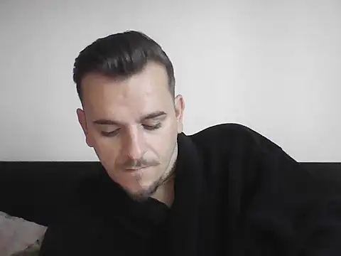 Huge cock22cm online show from September 27, 2025, 5:02 am