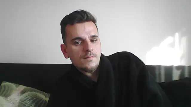 Huge cock22cm online show from March 10, 2025, 1:43 pm