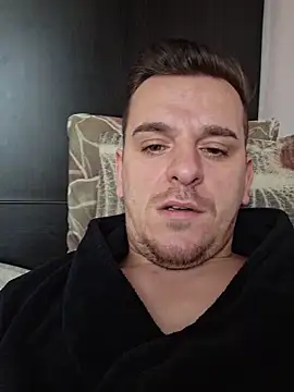 Huge cock22cm online show from February 18, 2026, 8:44 am