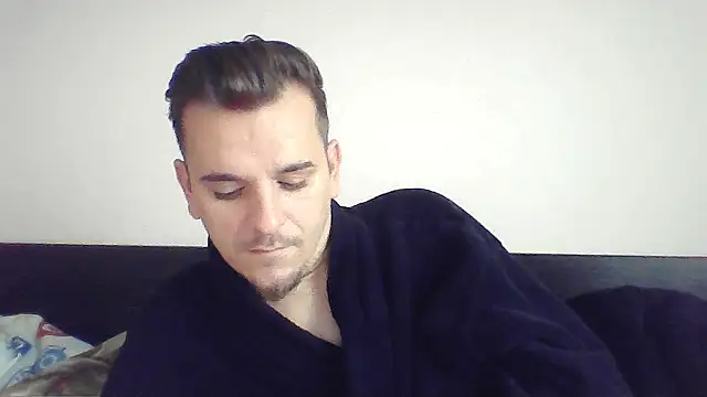 Huge cock22cm online show from October 7, 2025, 7:31 am