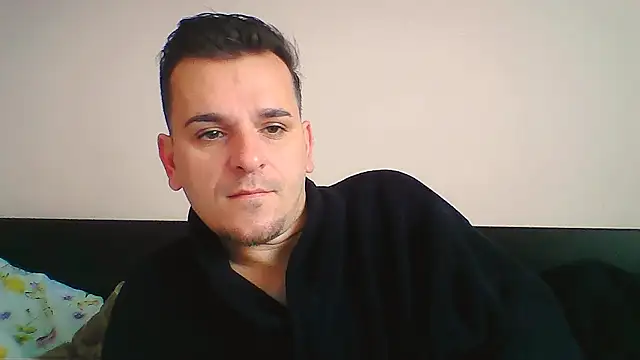 Huge cock22cm online show from November 16, 2025, 7:24 am