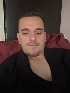 Huge cock22cm online show from May 21, 2026, 10:01 am