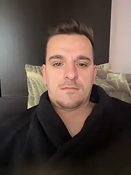 Huge cock22cm online show from March 19, 2026, 6:24 am