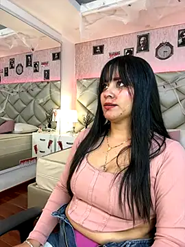 Brenda Garcia online show from October 17, 2025, 8:10 pm