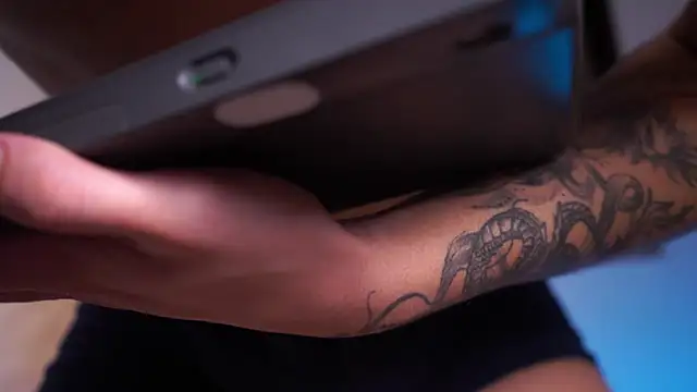 Josep Davies online show from March 3, 2026, 7:26 am