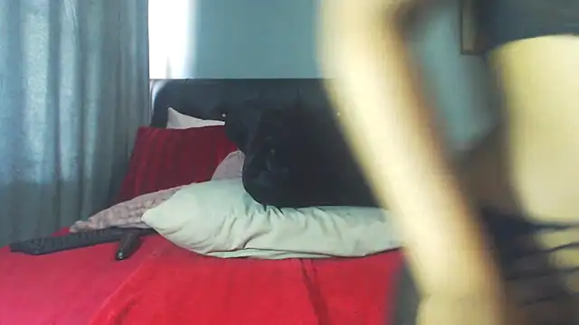 Fiercefoxxy online show from October 30, 2025, 7:28 am