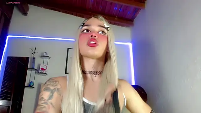 ladytslatina online show from January 19, 2025, 8:39 am