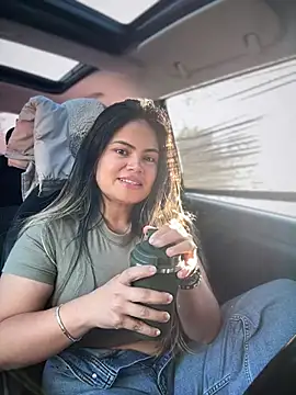 Snapshot of melanny10 chatting on January 11, 2026, 8:43 am melanny10 online show from January 11, 2026, 8:43 am