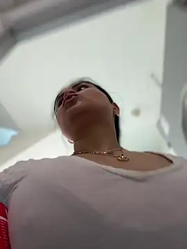 Snapshot of melanny10 chatting on February 1, 2025, 12:37 pm melanny10 online show from February 1, 2025, 12:37 pm