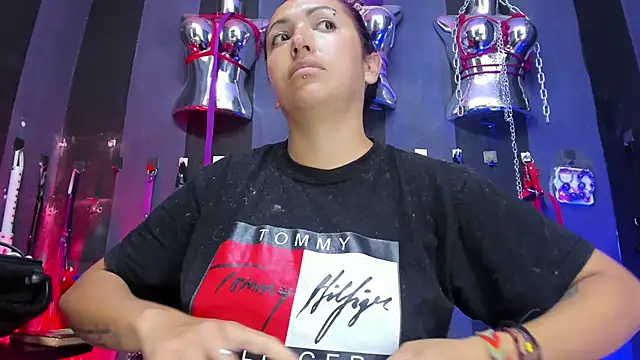 LucyStrike  online show from October 13, 2025, 11:16 pm