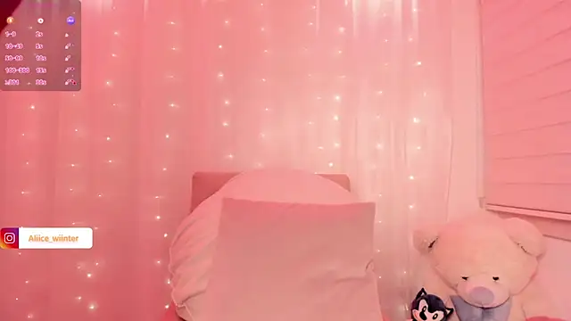 Snapshot of Alice_winter_ chatting on November 10, 2025, 7:08 pm Alice winter online show from November 10, 2025, 7:08 pm